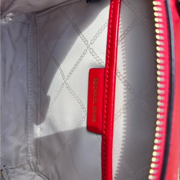 Michael Kors Red Quilted Leather Box Bag – Like New - Picture 2 of 11